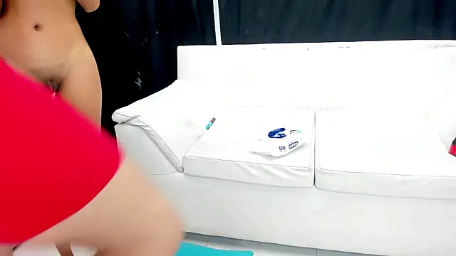 self_love46's Live XXX Chat