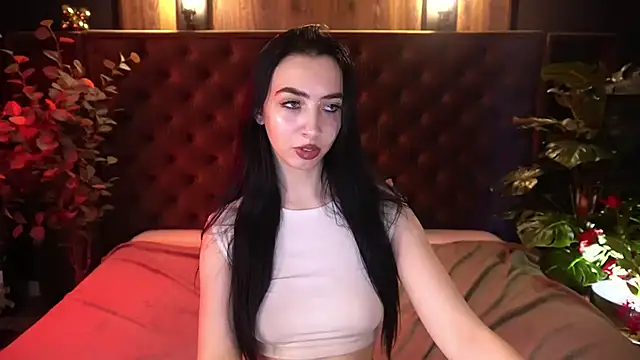 Chat +18 de WildKittenX_ ao vivo