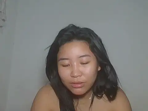 ZyeiiiのライブXXXチャット