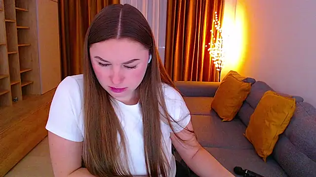 _Mia_Adams Adlı Modelin Canlı XXX Sohbeti