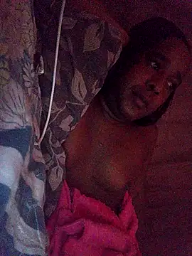 Hellentrans24's Live XXX Chat