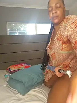 KinkyphatassのライブXXXチャット