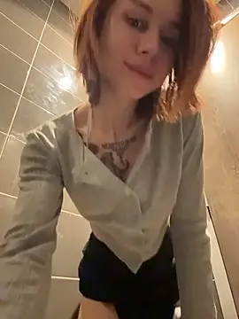 RosieSecret's Webcam Show