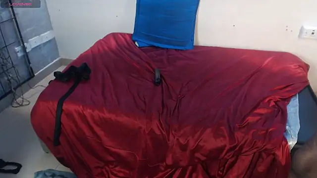 Chatroom XXX en direct de Lady_Violet7