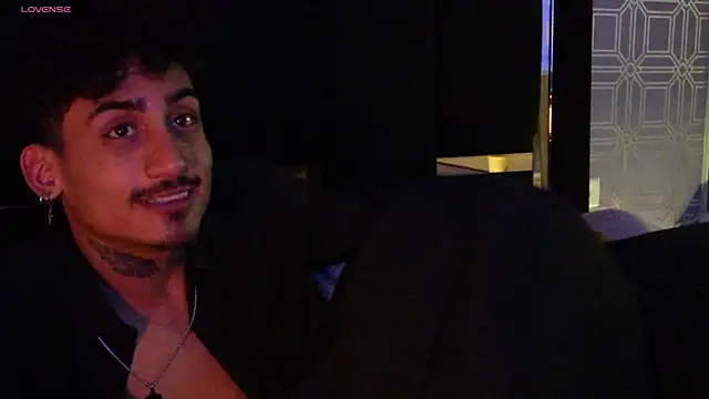 Dark_Eros_'s Live XXX Chat