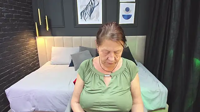 LindaPassionate Live XXX-Chat