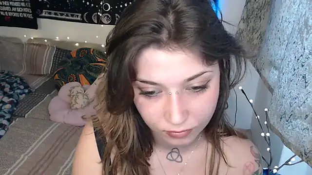 Онлайн чат XXX AlienforTwenty