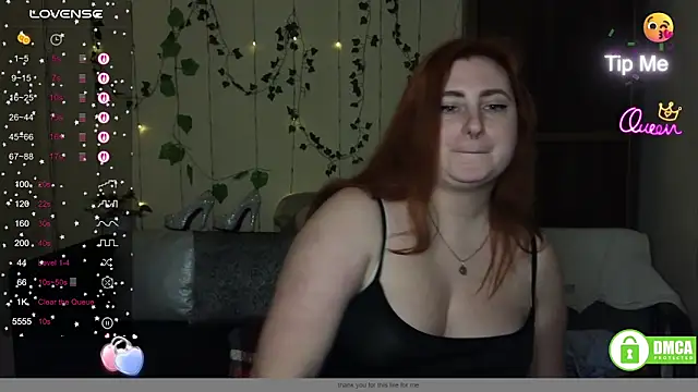 Chat +18 de Alicia_love00 ao vivo