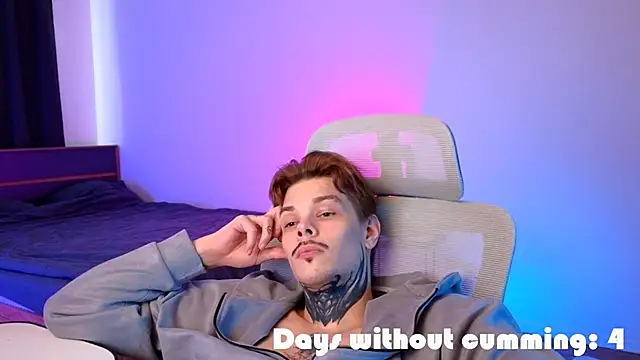 Вебкам-шоу DENIS_HERE