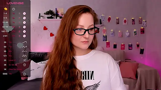 velvet_cherry_'s Live XXX Chat