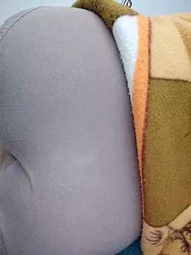 Chat XXX en directo de Haralushiaaa