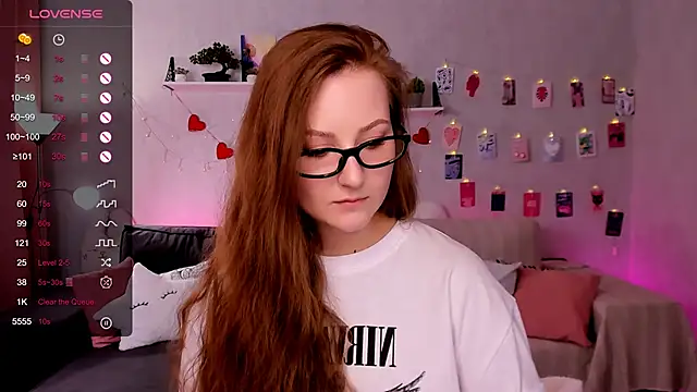 velvet_cherry_'s Live XXX Chat