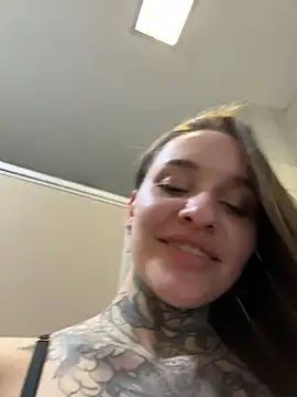 KishaMur: απευθείας συνομιλία ΧΧΧ