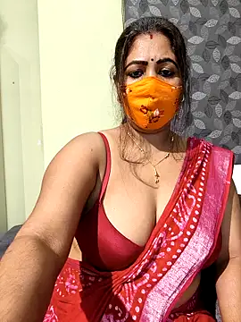 Poly_bhabi: вебкам-шоу