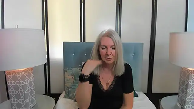 EricaTop Chat XXX in diretta