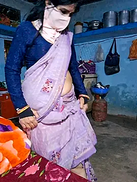 Pokazy przed kamerką – Janvi_ji