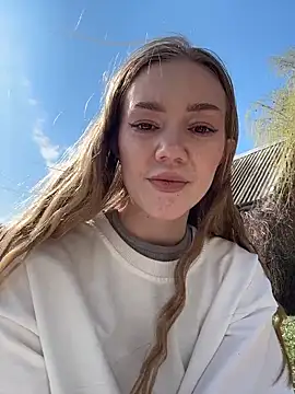 Онлайн чат XXX MilaMoone