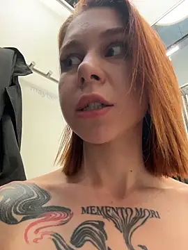 RosieSecret Chat XXX in diretta