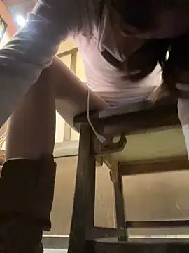 littleqiu Chat XXX live