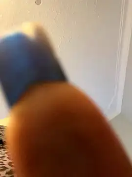 Dellah27 élő XXX-chatje