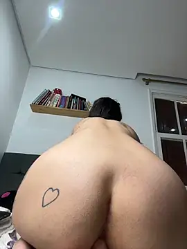 Nikatsu's Live XXX Chat