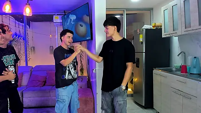 Houseofwarrios' Live XXX Chat