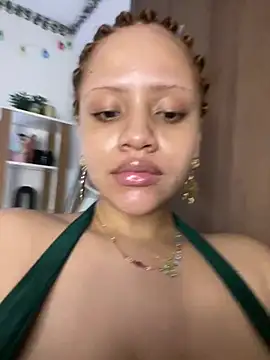 Charlotee_ Live XXX-chat