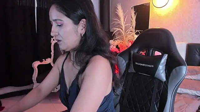 Chat +18 de Vicky_Angeel ao vivo