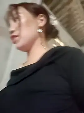 Chat +18 de Ruby_Lucy ao vivo