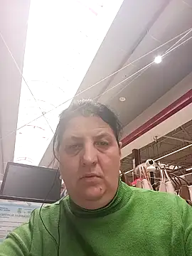 XXX chat uživo modela RidemerafSuzana