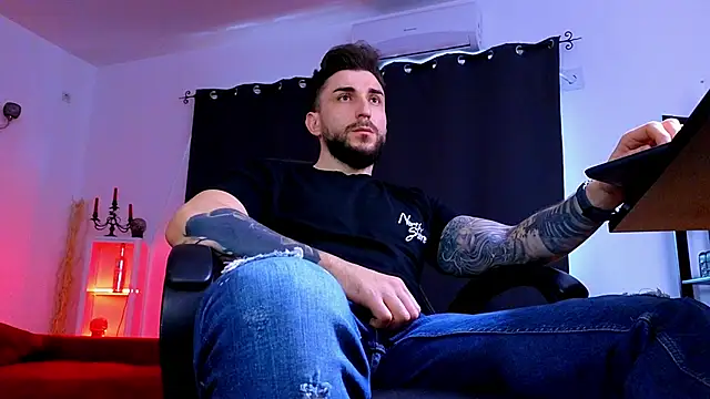 MightyAaron66 Webcam show