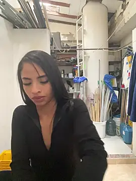 AnahisBennett 라이브 XXX 채팅