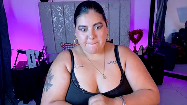 AndreaKinky's Live XXX Chat