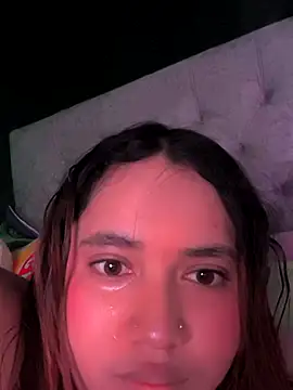 butterfly777_: απευθείας συνομιλία ΧΧΧ