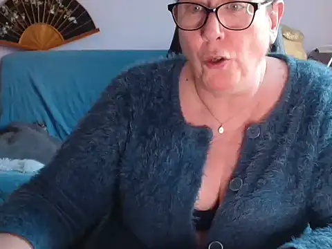 xmyriamx: απευθείας συνομιλία ΧΧΧ