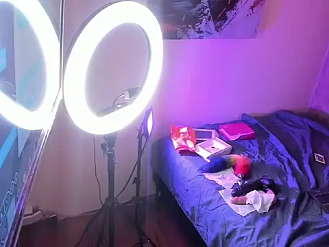 DannyRouds live XXX chat