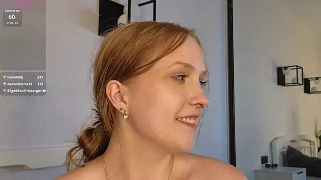 Meyesterday Live XXX Chat