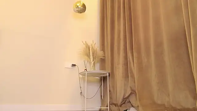 ActiveDi's Live XXX Chat