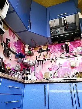 MS-66 élő XXX-chatje