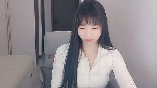 Lisa-3333のライブXXXチャット