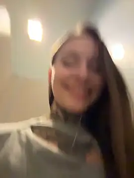 Chat XXX ao vivo de KishaMur