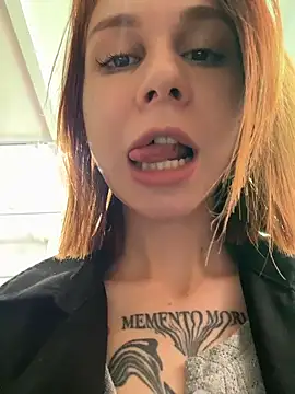 RosieSecret's Live XXX Chat