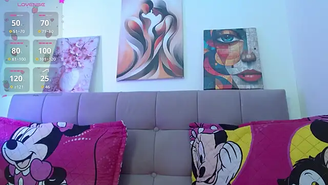 Hellen_starx 即時 XXX 聊天