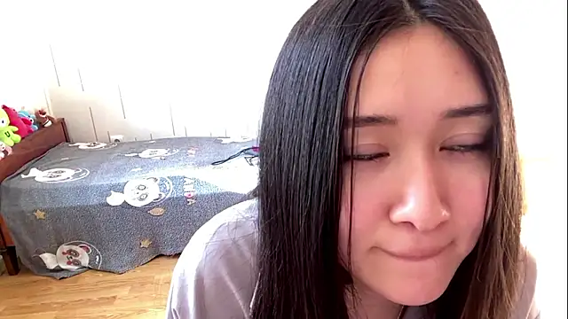 YourMiIa 即時 XXX 聊天