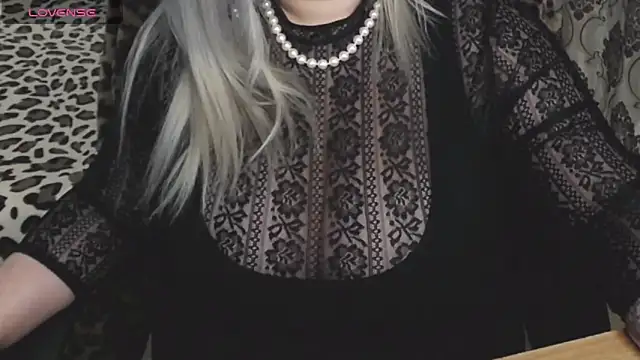 Chat XXX en directo de Nimphotease