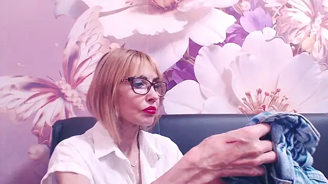 BlondPussy Webcamshow