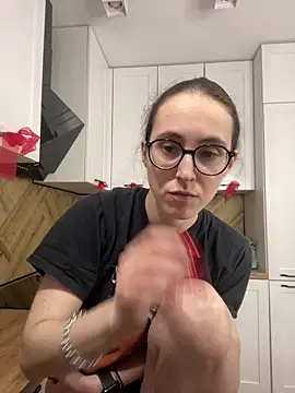 MartiniiSelenna's Live XXX Chat