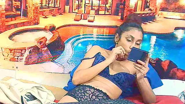 IndianSexyButt Chat XXX in diretta