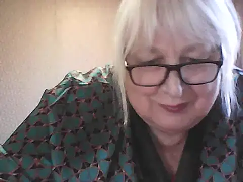 Alexia64231's Webcam Show