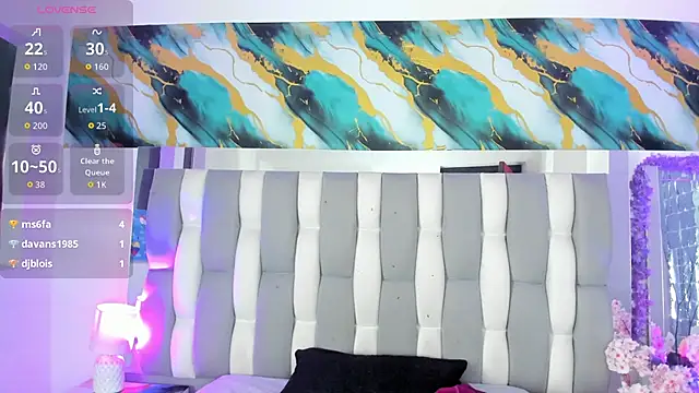 Chat XXX en directo de IsaDiiaz